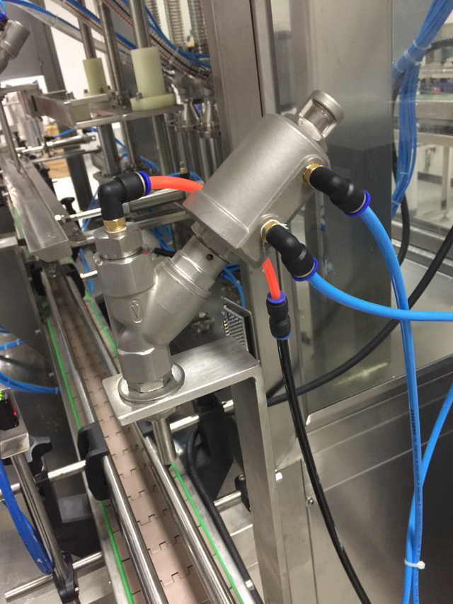 plynový proplachovací systém pro připojení při plnění.jpg