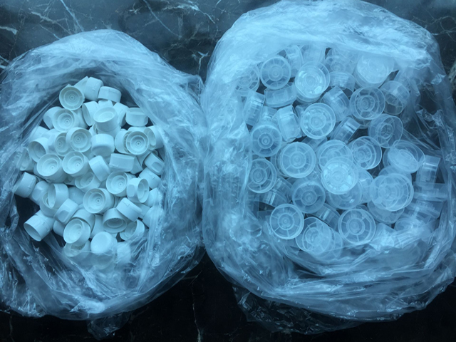 vzorky pásek po smršťovacím značení.png