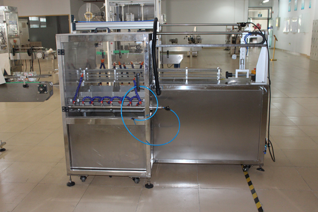 Stroj na mytí sklenic (1).JPG