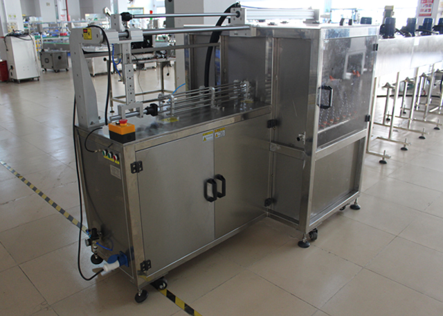 Stroj na mytí sklenic (3).JPG