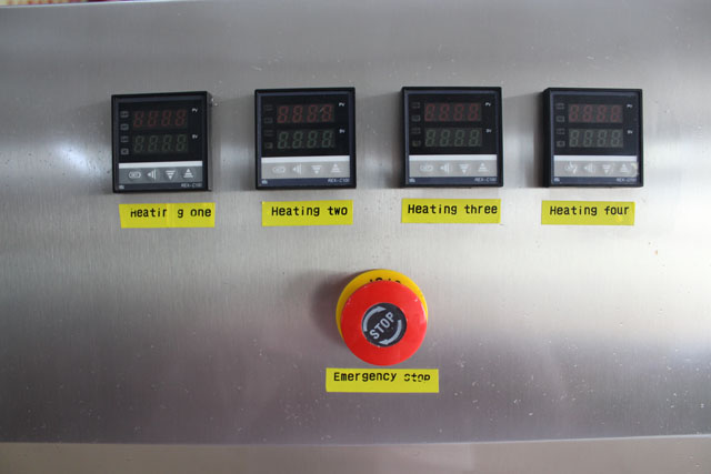 uzavírací stroj se zdvihem (4).JPG