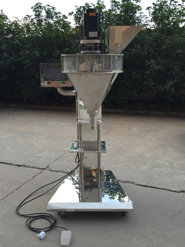 šneková plnička mouka továrna.jpg