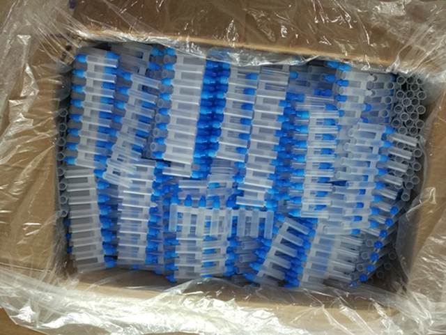 zkumavky se vzorky (1).jpg