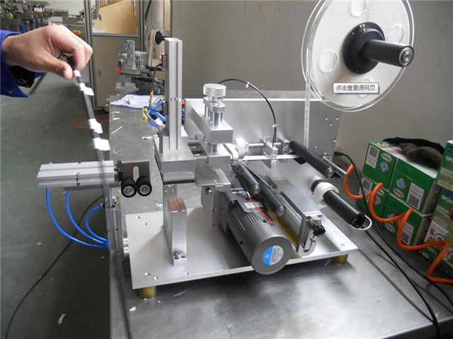 standard exporting packing for customer balicí dřevěné pouzdro na smršťovací tunel.jpg