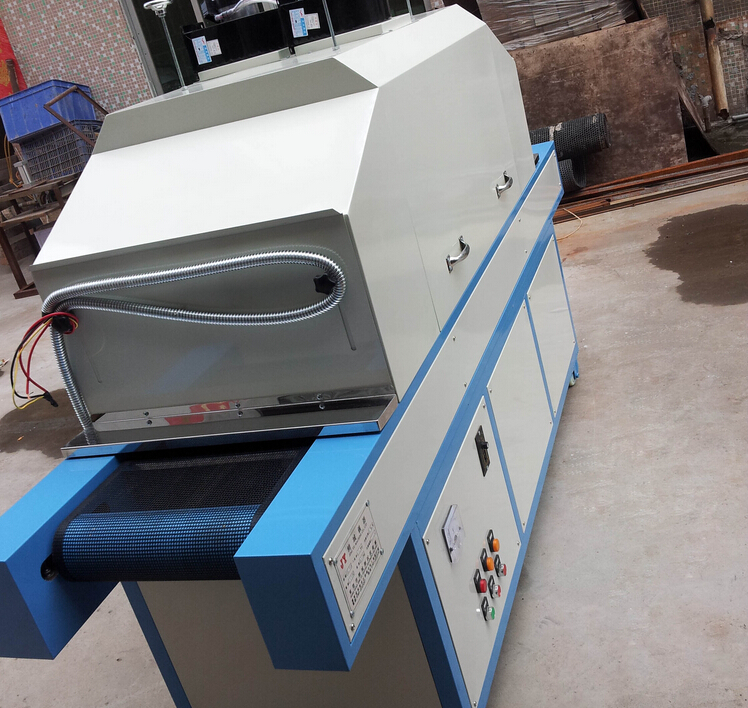 sterilizační tunel.jpg