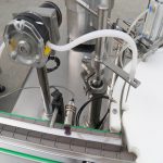 E Tekuté oční kapky Peristaltické čerpadlo Monoblok Plnicí Uzavírací stroj