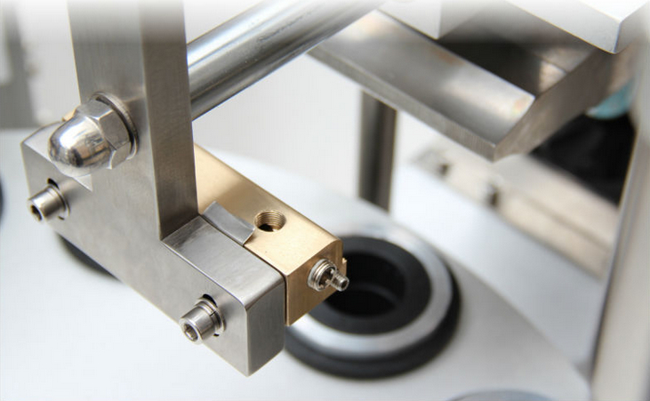 těsnící lišta pro kódování data.jpg