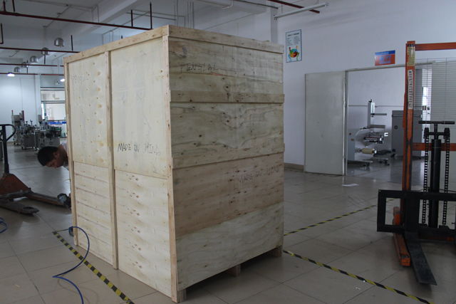 dřevěné pouzdro balení pro horizontální etiketování (3).JPG