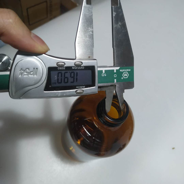 vzorky lahví (2).jpg