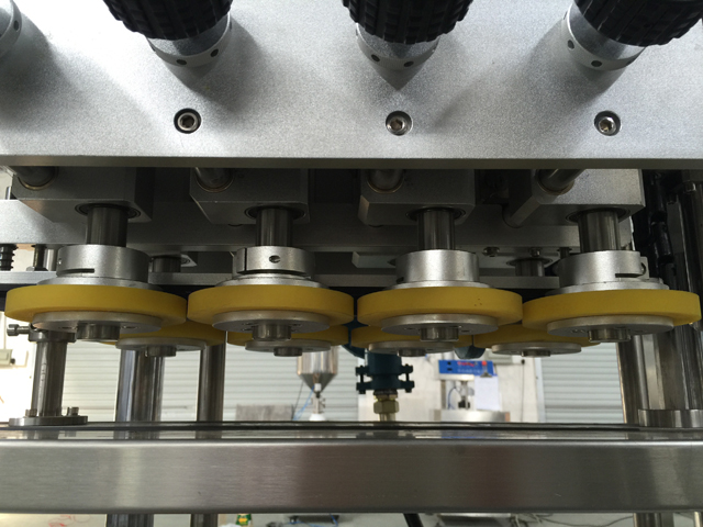 čepovací hlava vřetena.jpg