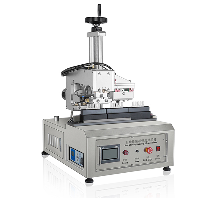 pečetící stroj (2).jpg