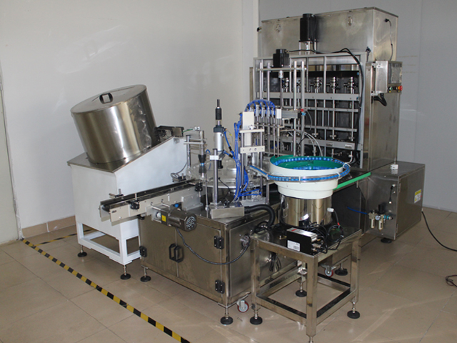 plnicí uzavírací linka