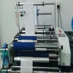 Poloautomatický stroj na označování hasicích přístrojů