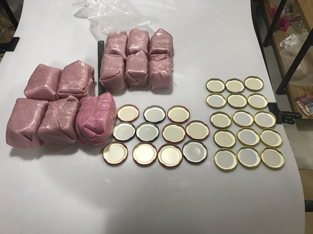 uzávěry a lahve sklenice pro vakuové uzavírání.jpg