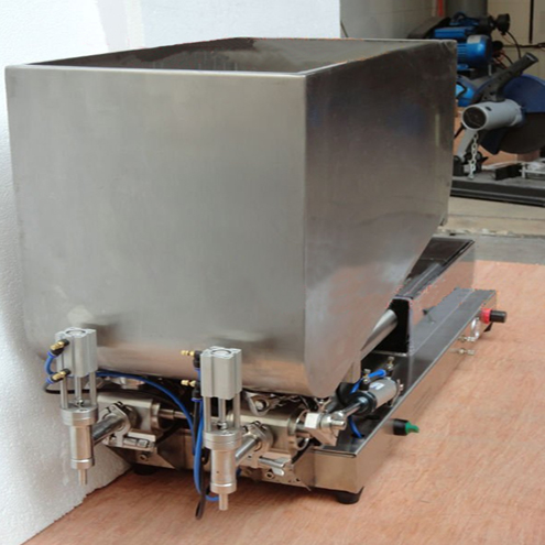 jam filling machinery semi automatic výplň džemu equip.jpg