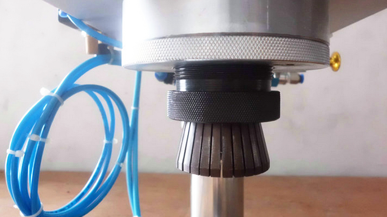 crimping head from pneumatic capping machines krimpovací hlavy.jpg