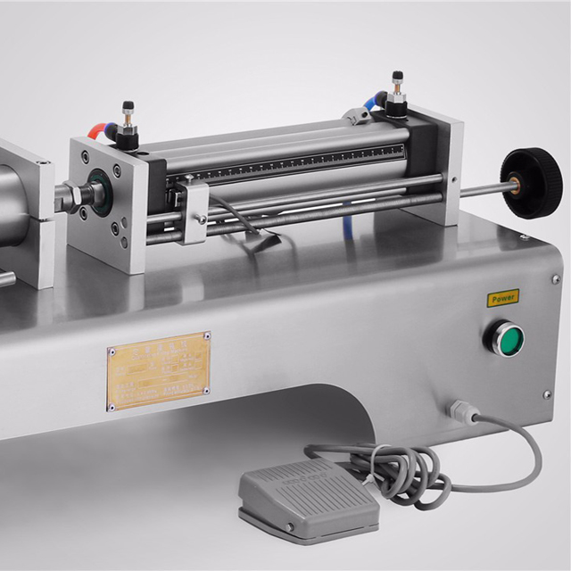 píst pro ovládání plnicího objemu.jpg