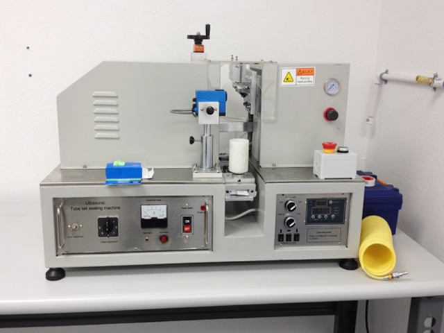 zařízení pro ultrazvukové těsnění.jpg