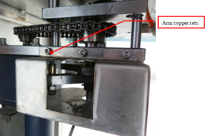 arm copper from capping screw capper equipment měděné sady ramen od capping machine.jpg