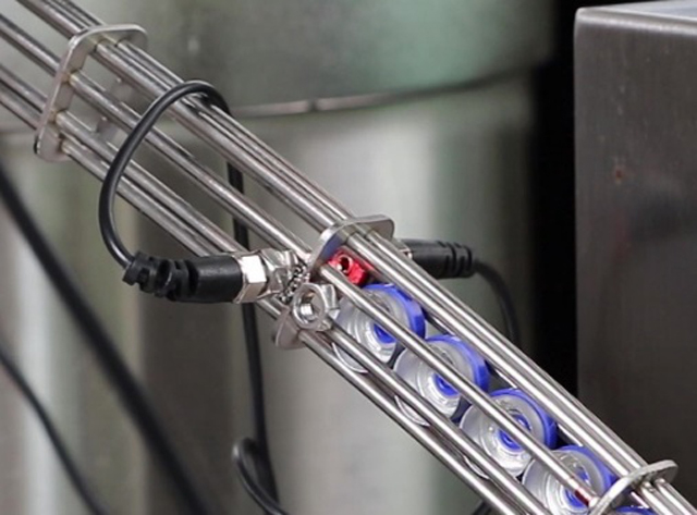 Čepice krmení part.png