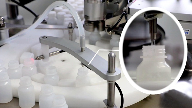 podrobnosti o tabletop labeller.jpg