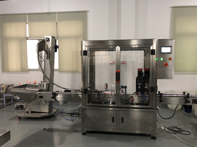 kosmetické dózy capper.JPG